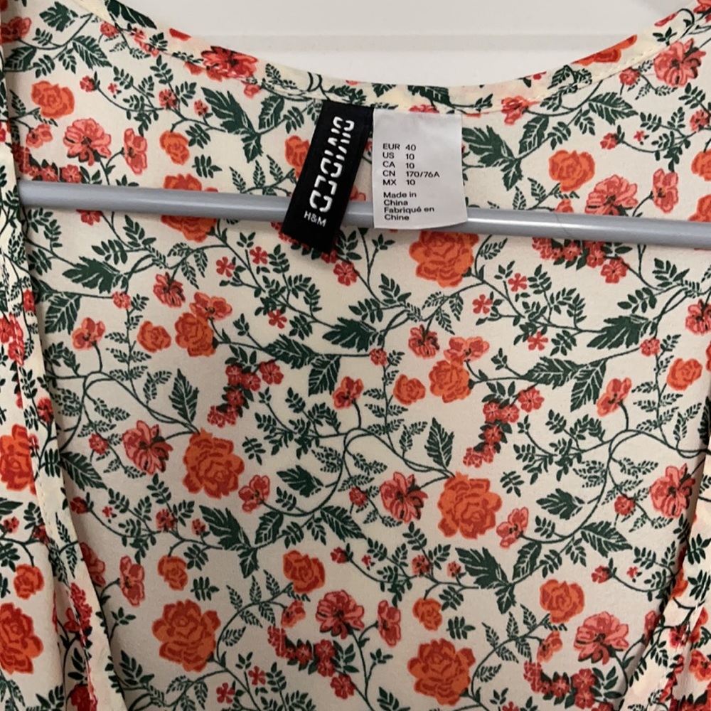 H&M, Size 10 - Picture 2 of 2